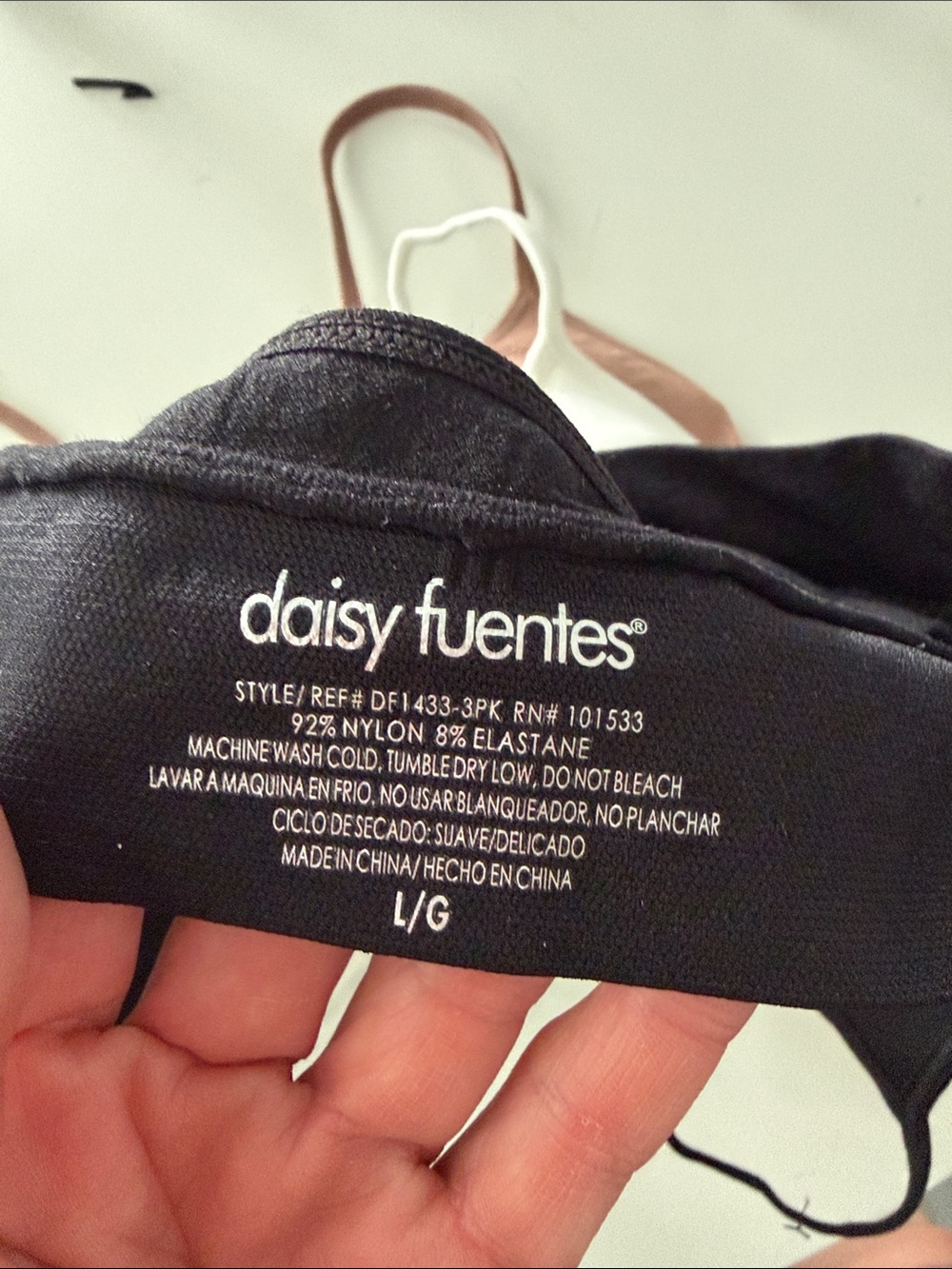 Daisy Fuentes 3-Pack Seamless Bralettes in Black, White & Dusty Rose - Picture 2 of 5